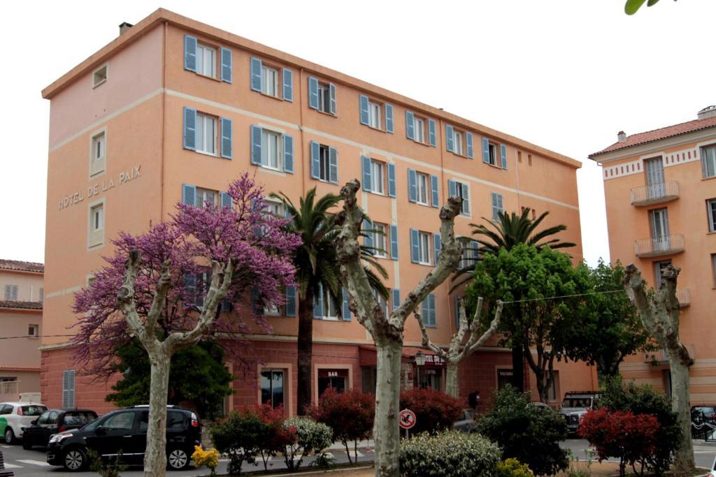 Hotel De La Paix Corte  Bagian luar foto